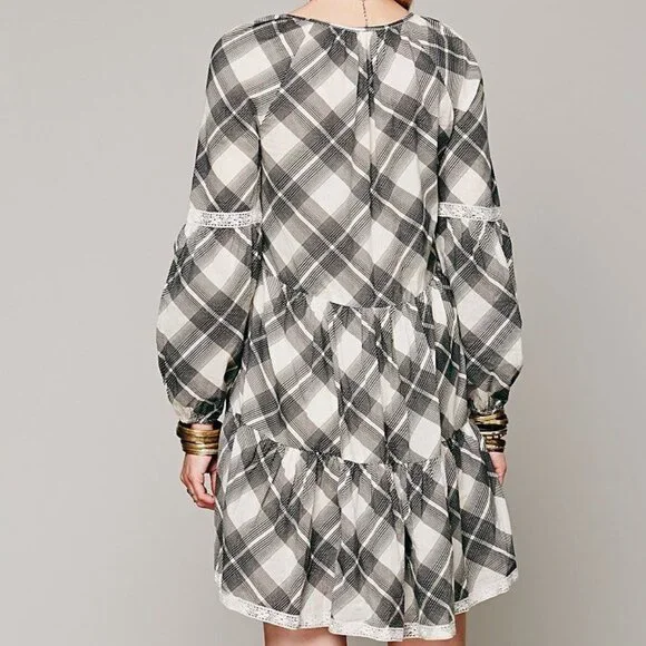 Free People Constantine Plaid White Black Ruffle Lace Babydoll Mini Dress XS - Picture 2 of 3